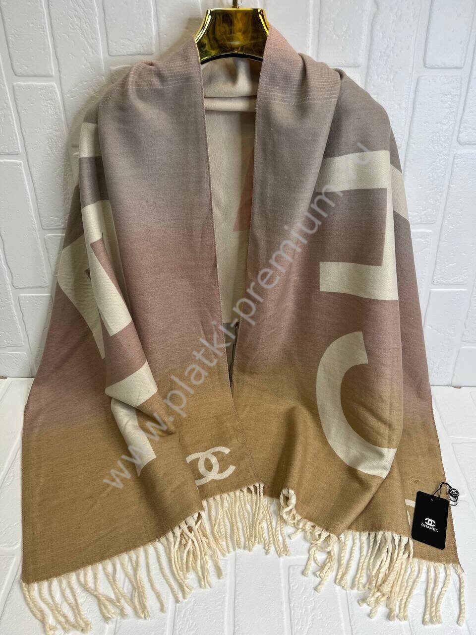 Теплый палантин Chanel С-15