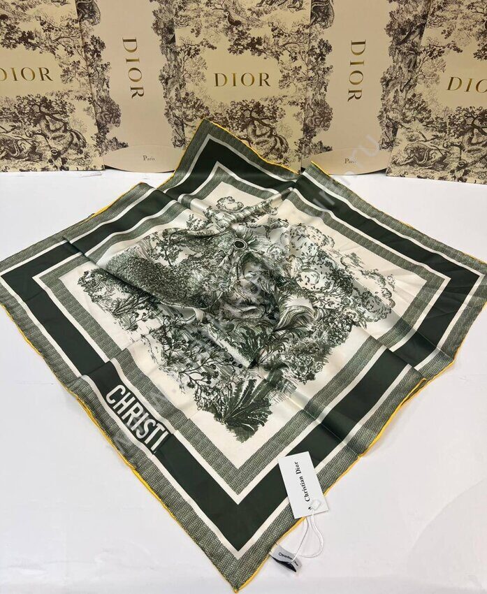 Christian Dior Safari green D-03